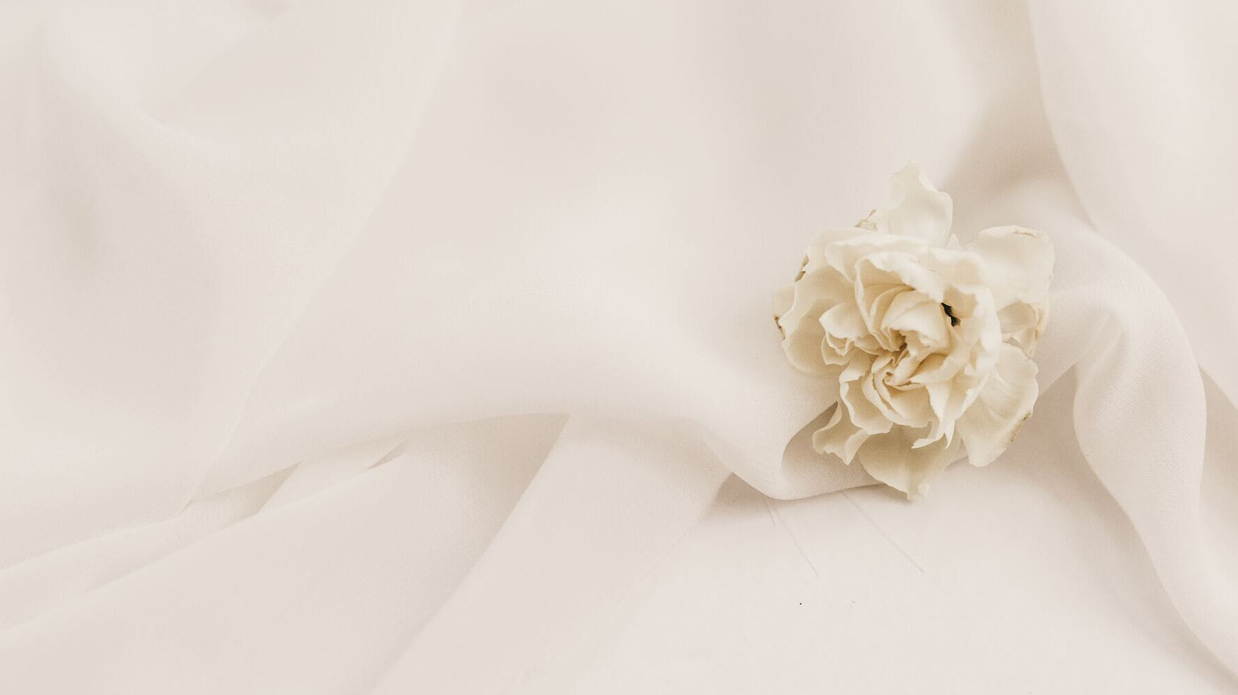 bamboo vs silk sheets