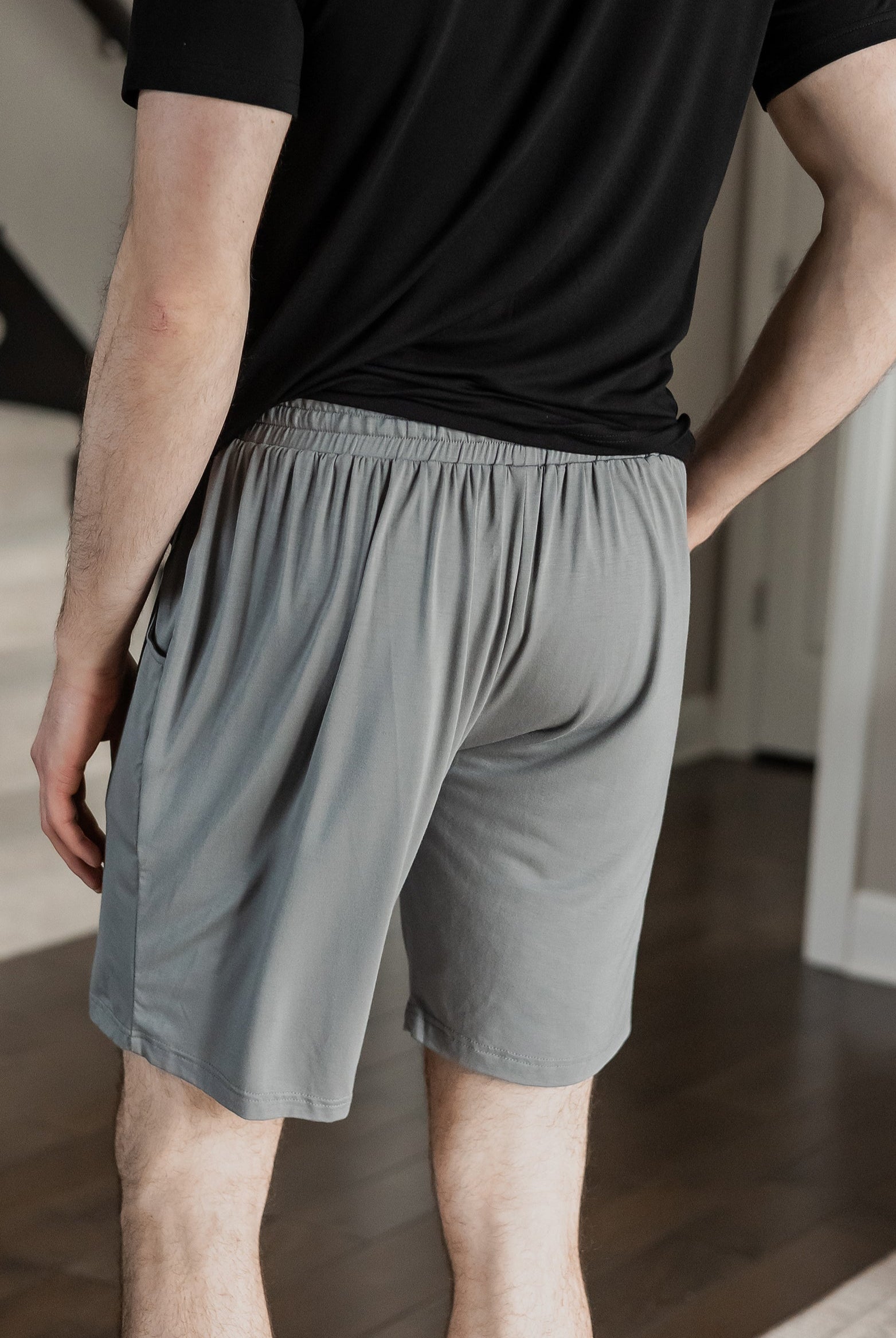 Casual bamboo shorts with deep side pockets, ideal for lounging or everyday wear.