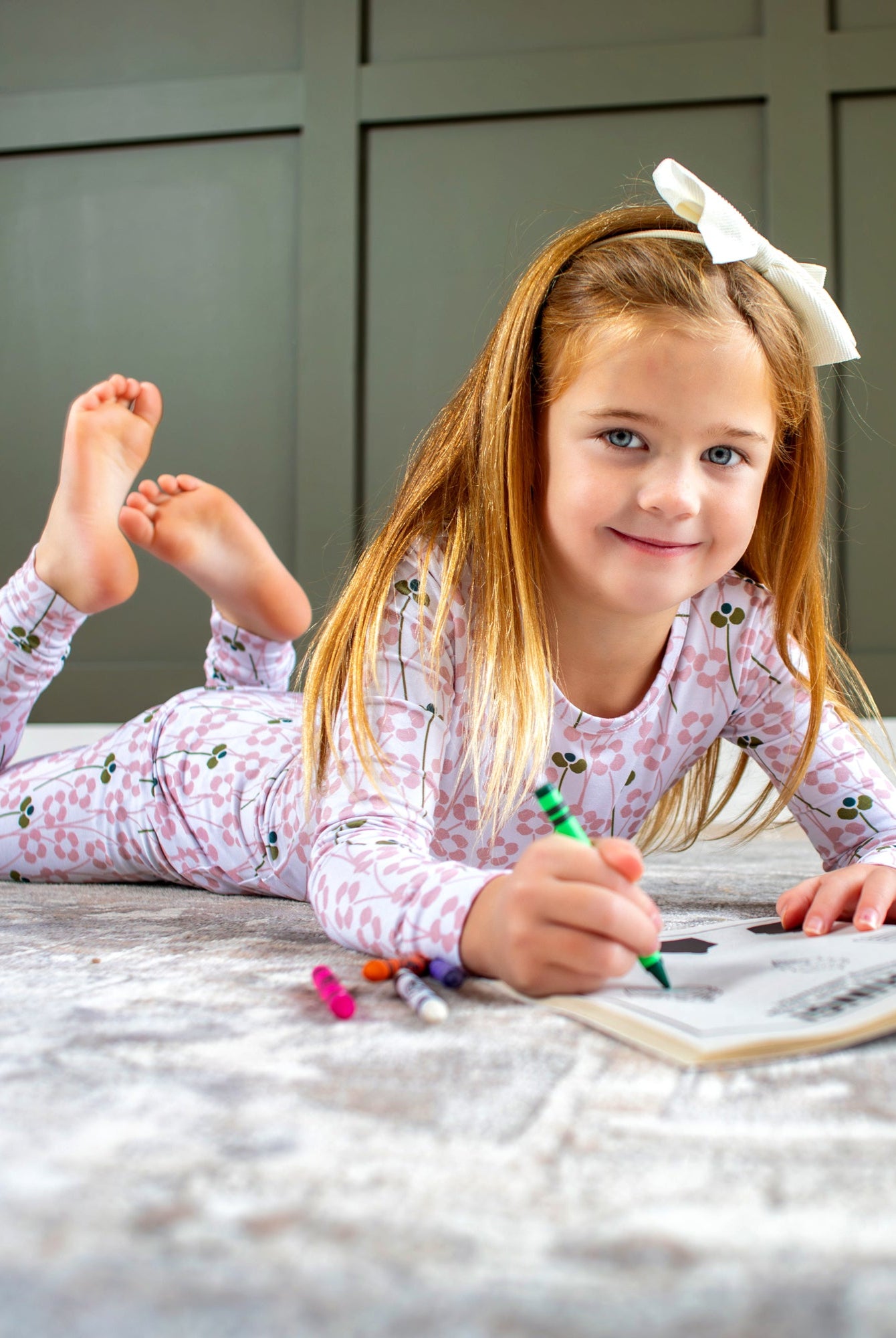 Earthly Threads bamboo cream blossom pajama set is available in long and short separates with naturally soft, antibacterial and hypoallergenic properties for your child's sensitive skin.