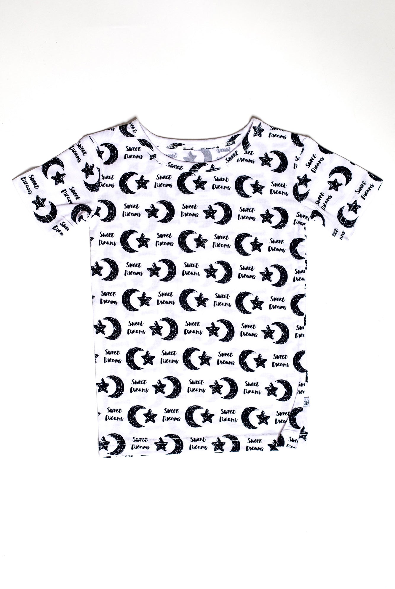 Soft and breathable bamboo short sleeve sleepwear for toddlers with hypoallergenic and antibacterial properties.