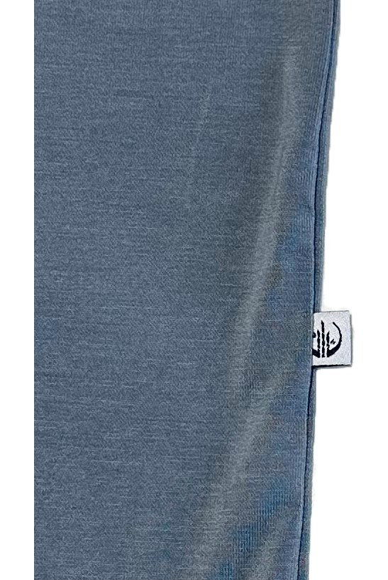 Earthly Threads short sleeve snap bodysuit or onesie that are lightweight and naturally hypoallergenic, available in neutral colors like stormy blue.