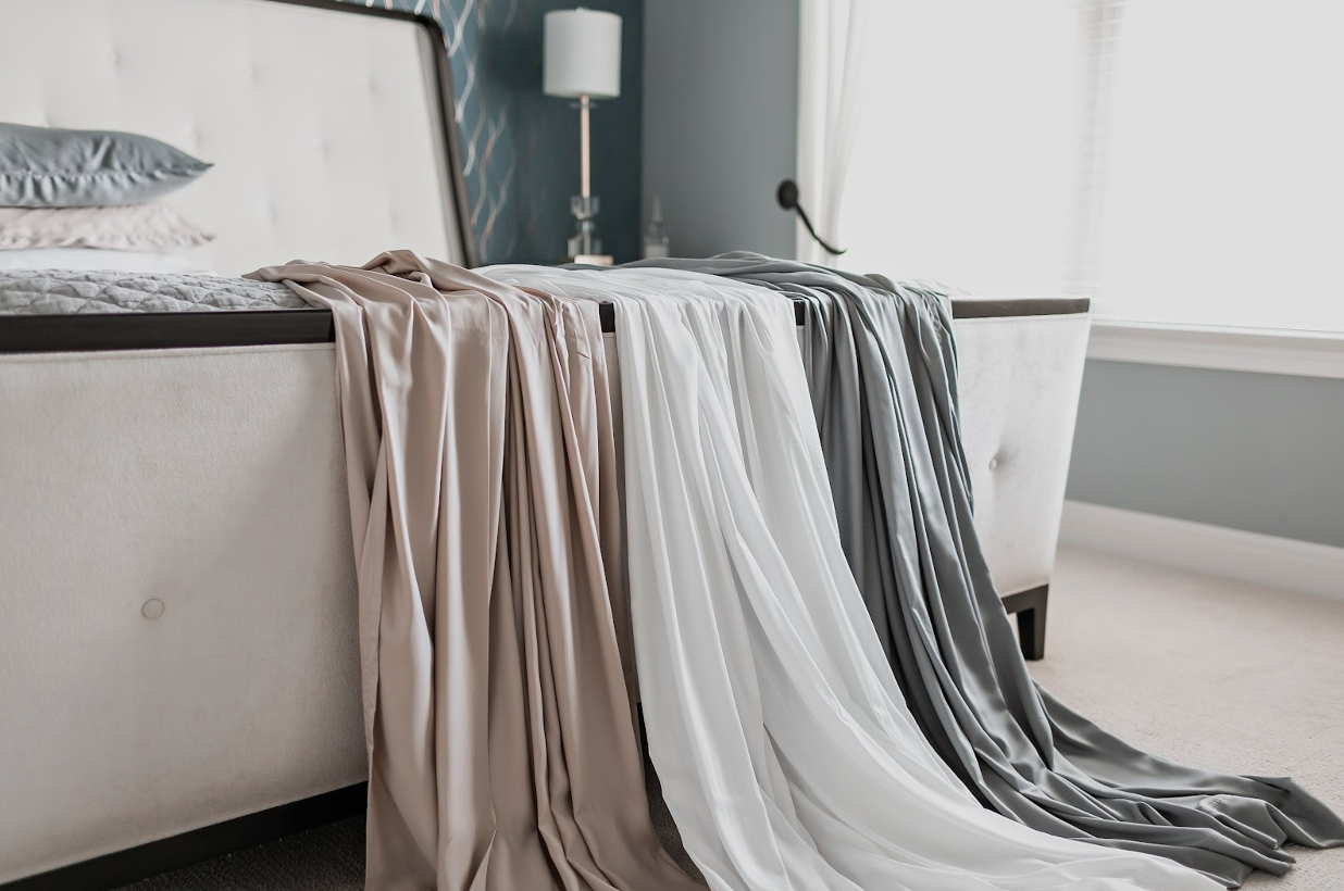 How to Make Your Bed Look Luxurious