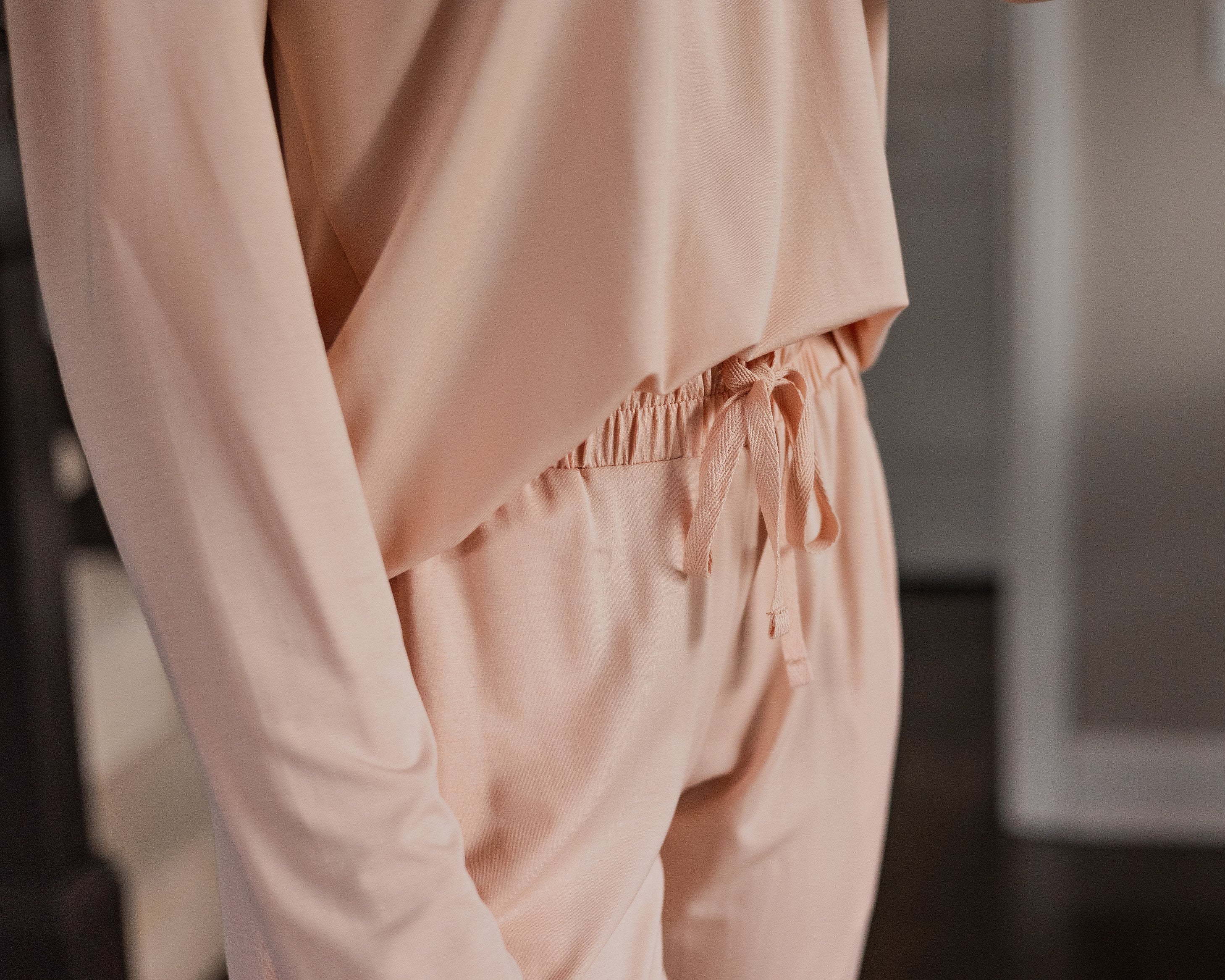 Earthly Threads pajama set with a drawstring, blending casual elegance with modern style. 