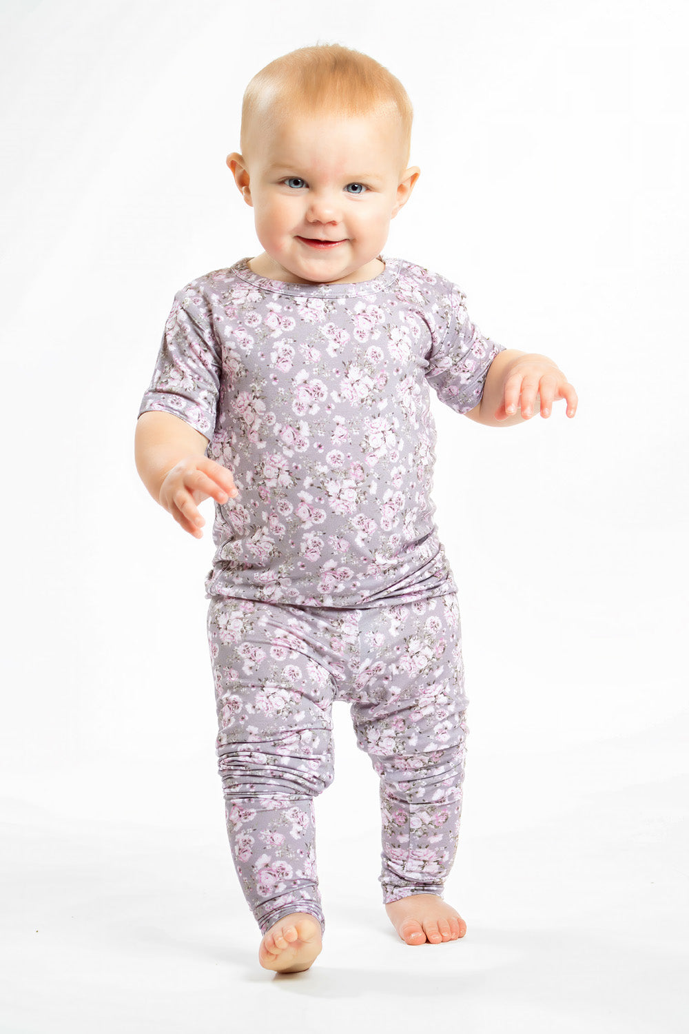 Cozy and stylish bamboo pajama set with short sleeves, floral print, and a comfortable fit for kids.