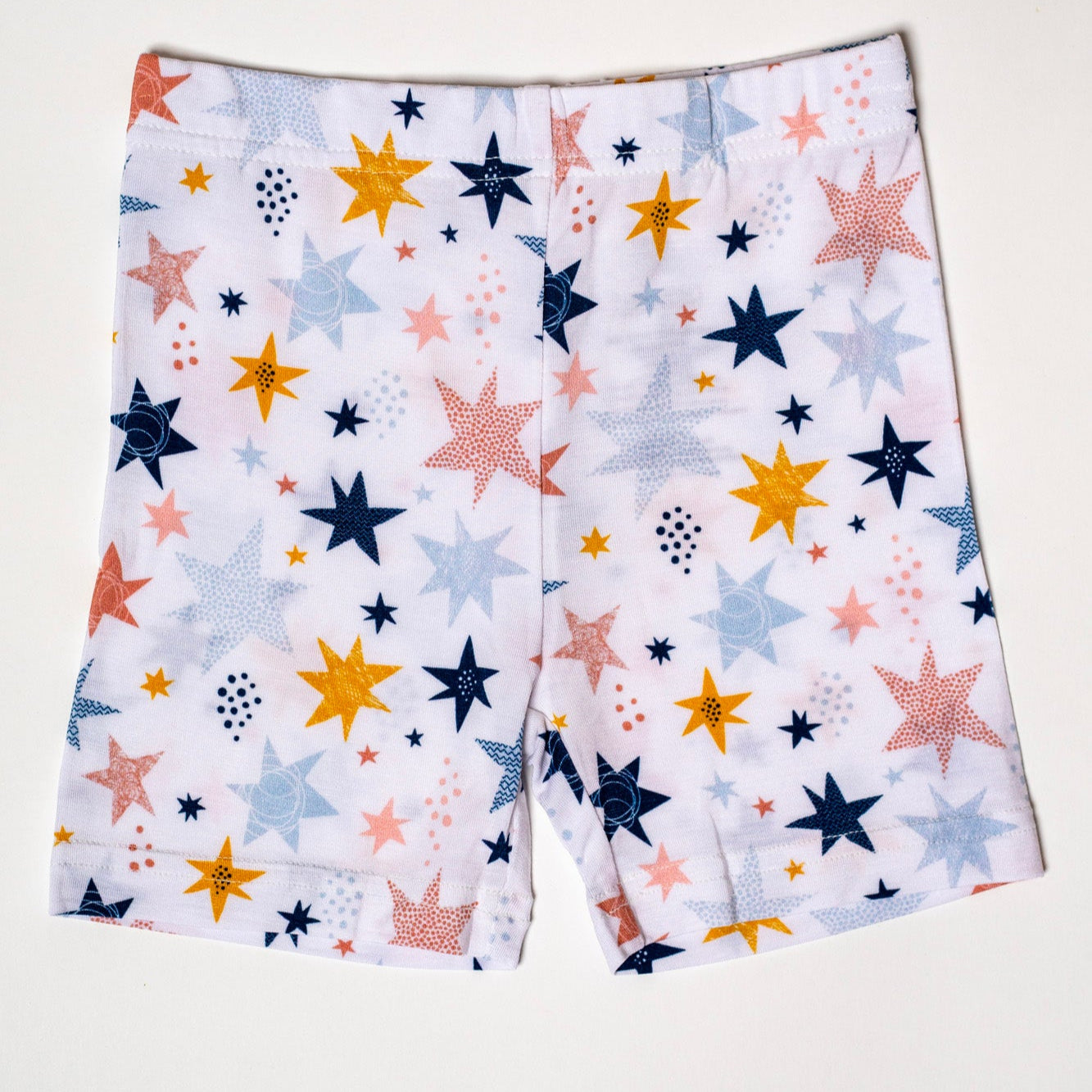 Hypoallergenic and moisture-wicking bamboo sleepwear featuring twinkling stars. 